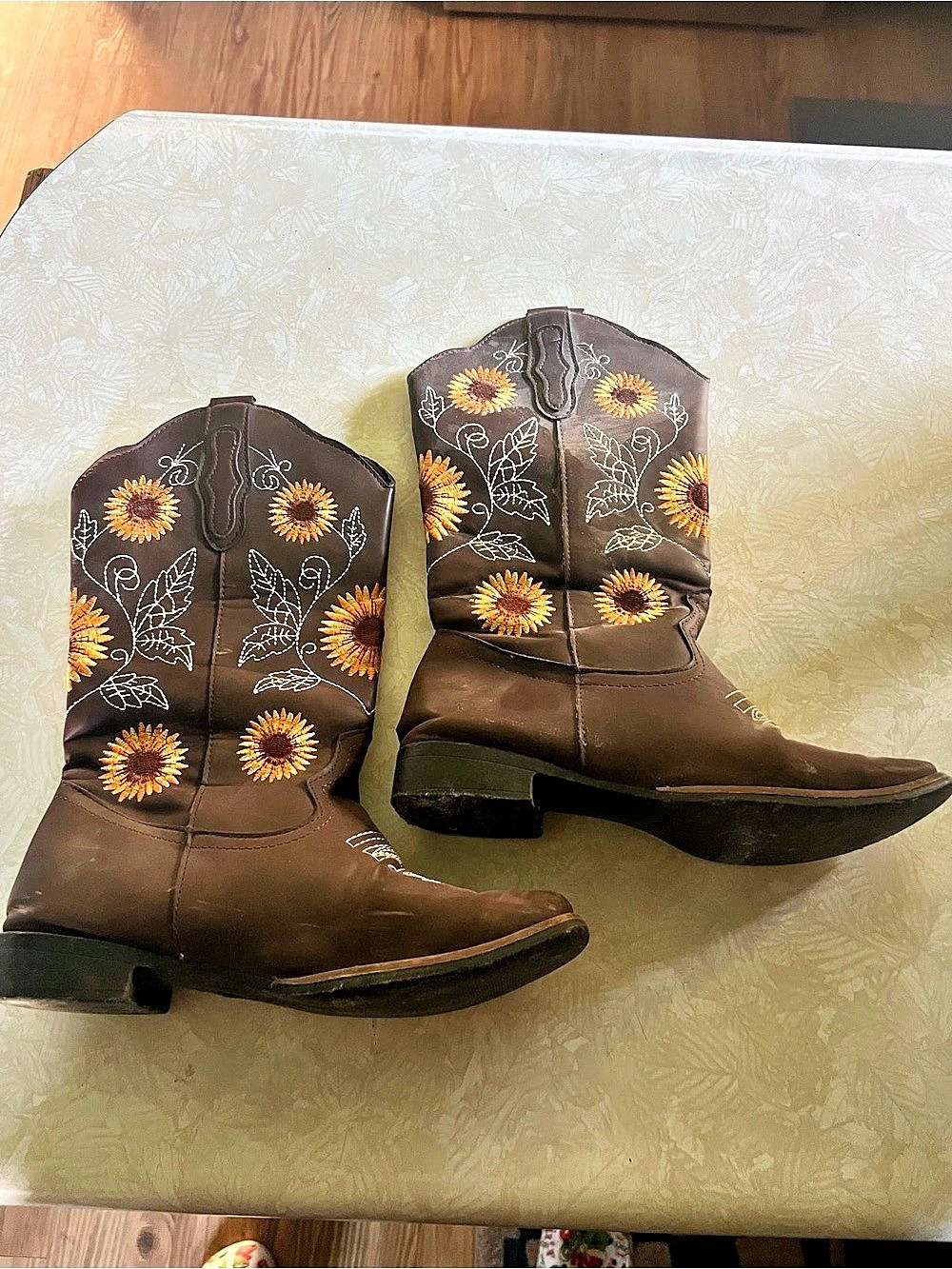 Floral Embroidered Brown Heeled Boots